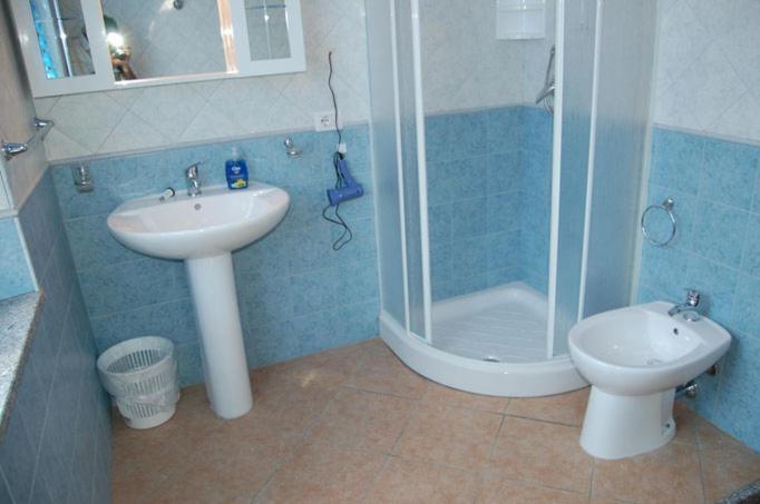 C'E Posto Per Te Bed and Breakfast SantʼAntìoco Buitenkant foto